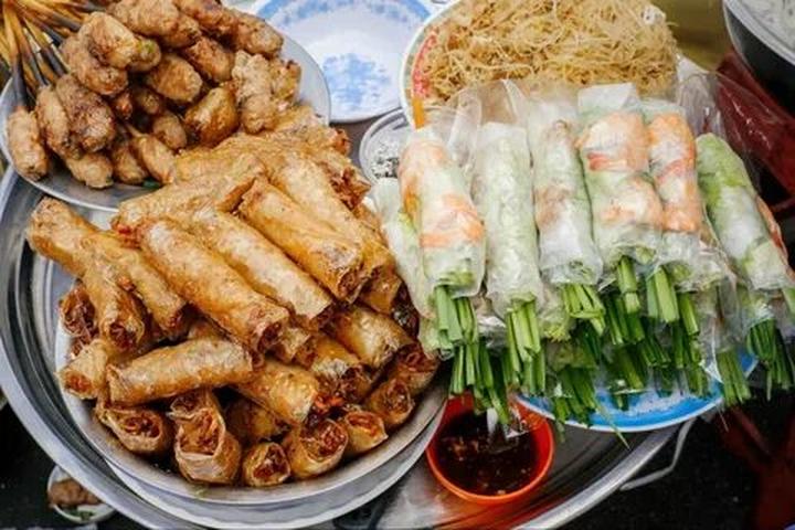 1. Tiêu đề: Bác sĩ Cung và Hotspot Matrix: Giải pháp video marketing cho yến sào